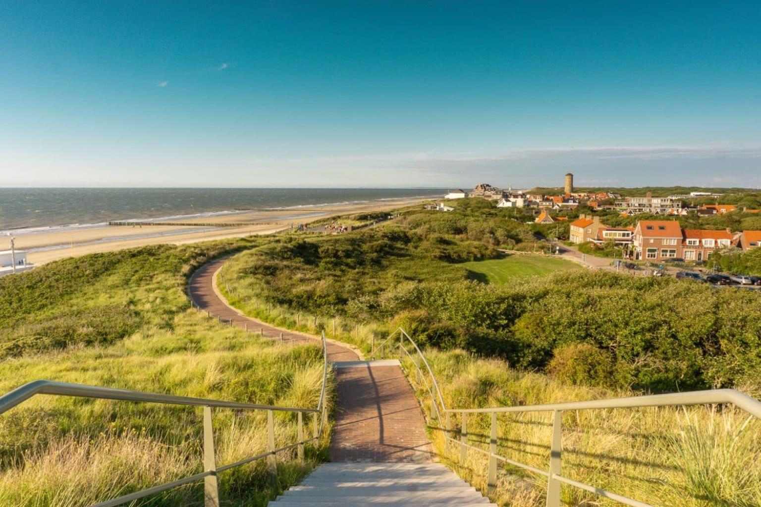 'Relax Lodge Sea' - Wellness Lodge In Zeeland - Private Sauna - Airco - Garden - Outdoor Swimming Pool - Free Wifi, Towels & Bed Linen Heinkenszand エクステリア 写真