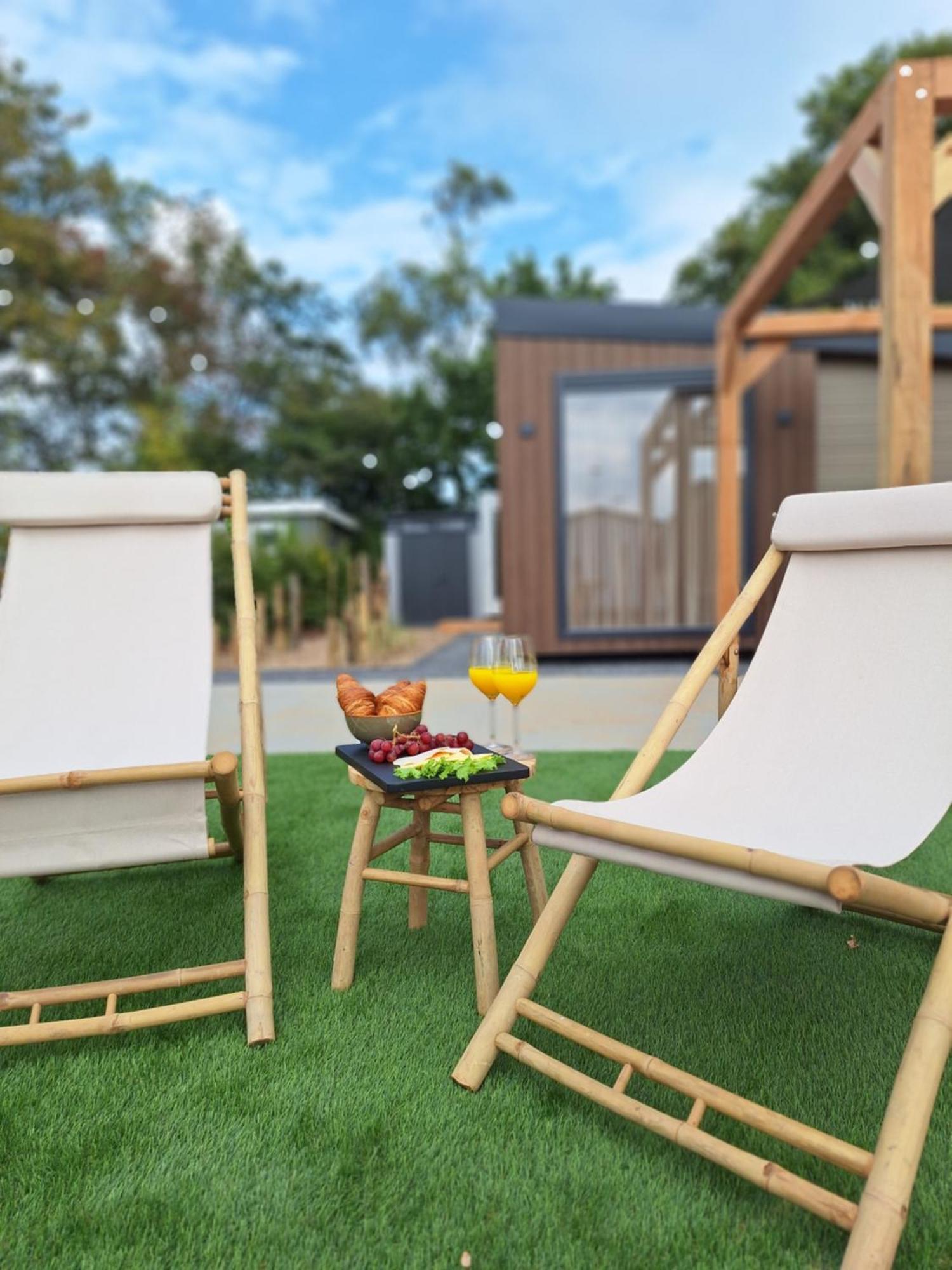 'Relax Lodge Sea' - Wellness Lodge In Zeeland - Private Sauna - Airco - Garden - Outdoor Swimming Pool - Free Wifi, Towels & Bed Linen Heinkenszand エクステリア 写真