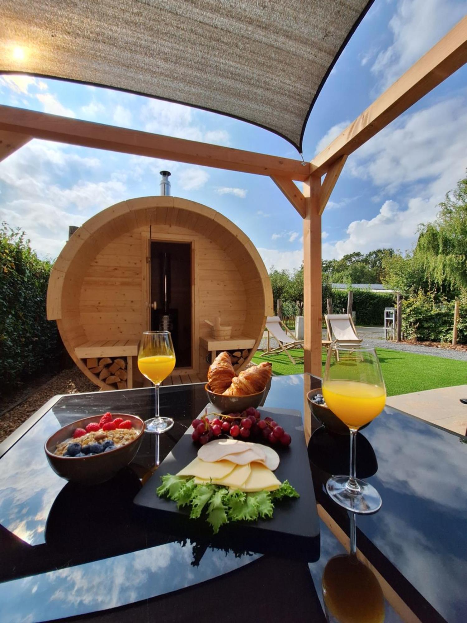 'Relax Lodge Sea' - Wellness Lodge In Zeeland - Private Sauna - Airco - Garden - Outdoor Swimming Pool - Free Wifi, Towels & Bed Linen Heinkenszand エクステリア 写真